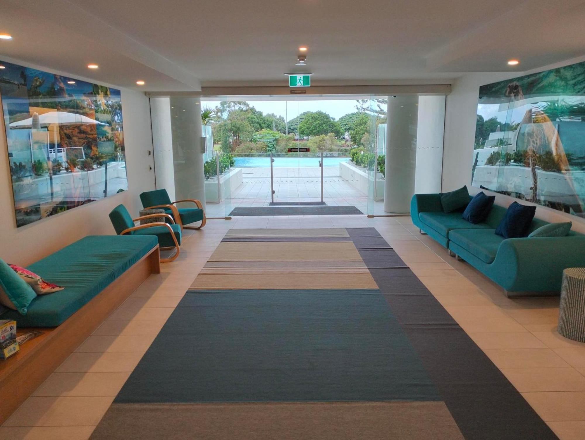 เคอร์ราเซิร์ฟอพาร์ทเมนท์ส Aparthotel โกลด์โคสต์ ภายนอก รูปภาพ